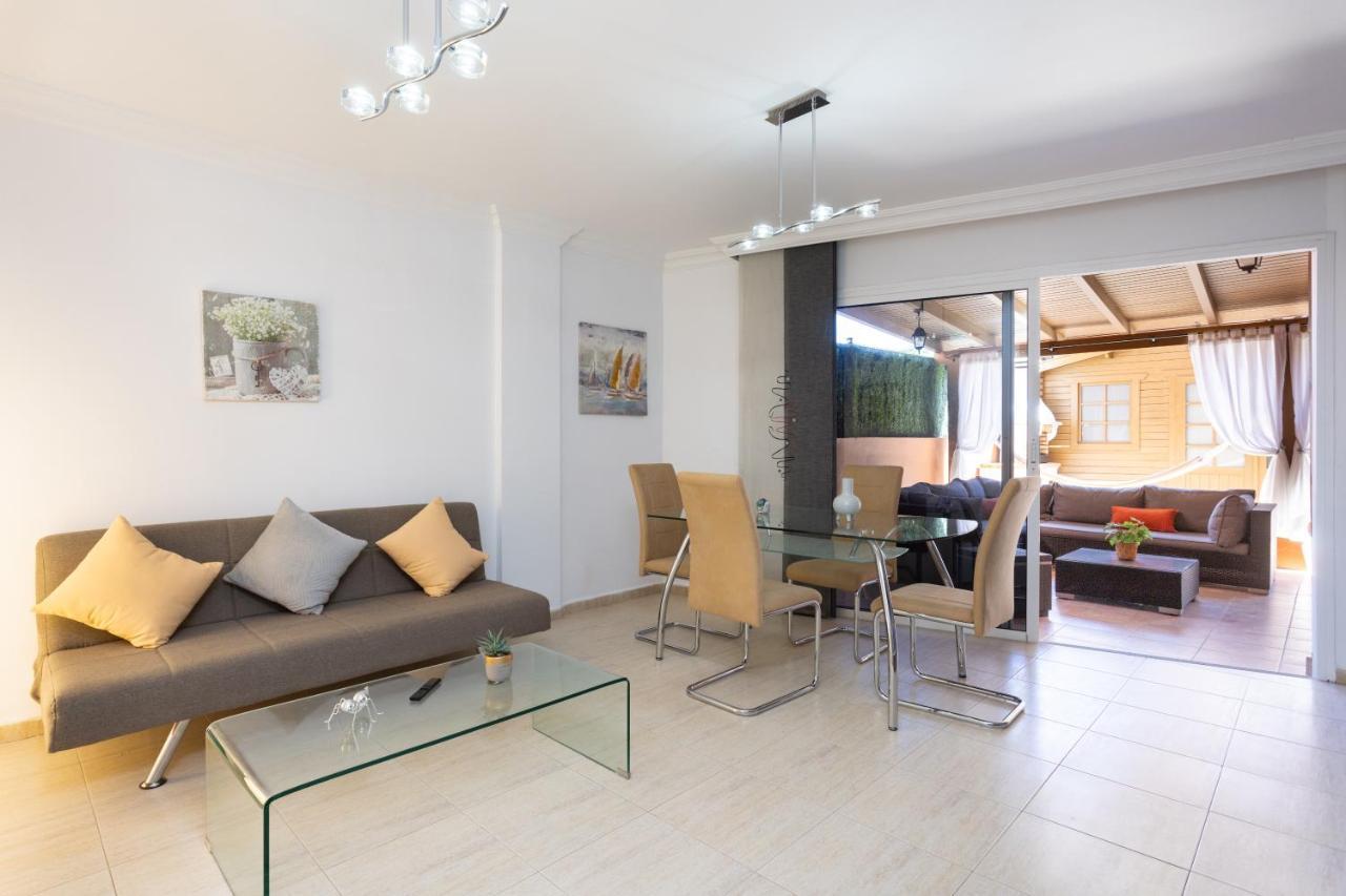 Radazul Home2Book Fantastic 160M2 Terrace Flat & Bbq מראה חיצוני תמונה