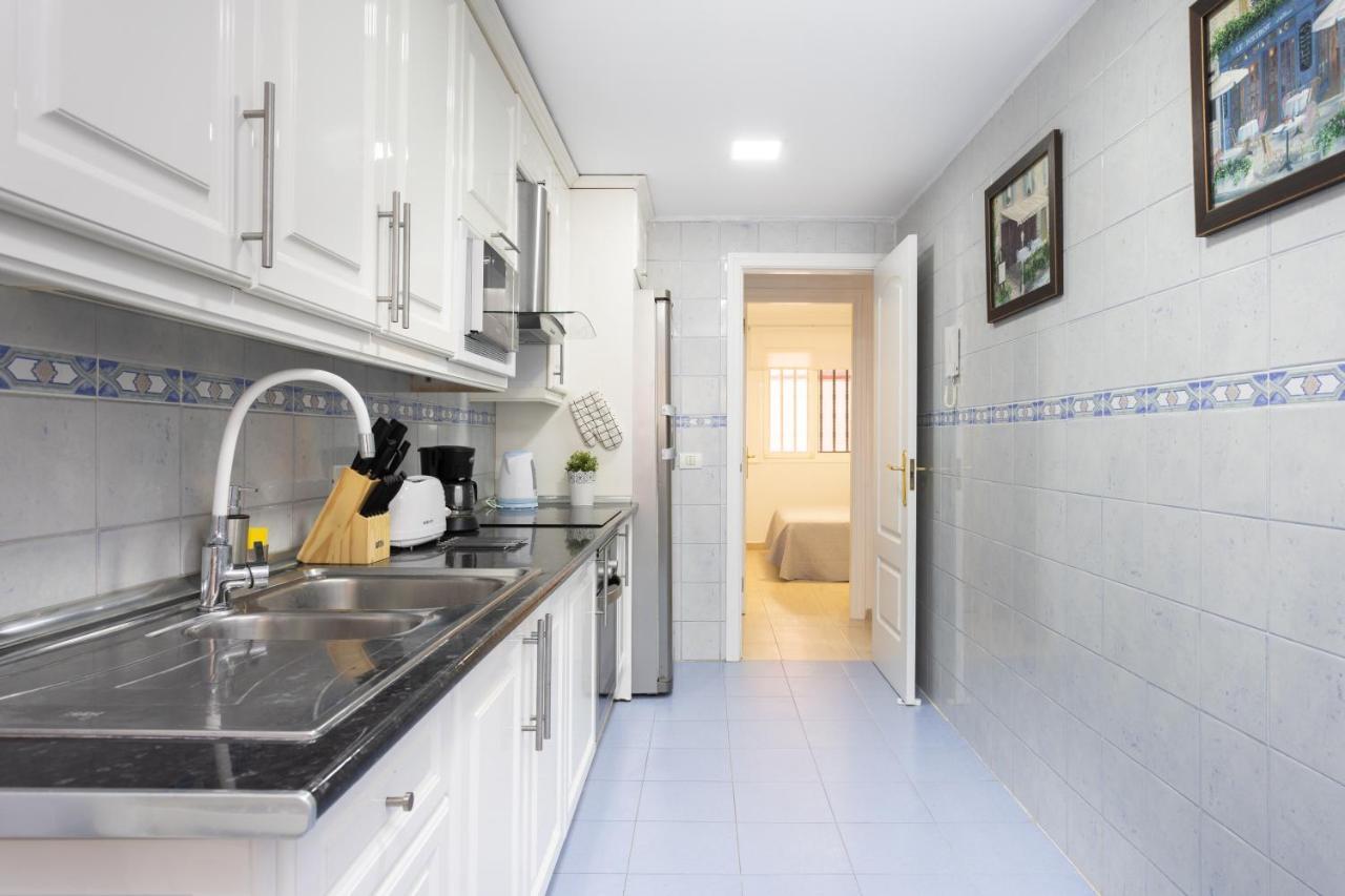 Radazul Home2Book Fantastic 160M2 Terrace Flat & Bbq מראה חיצוני תמונה